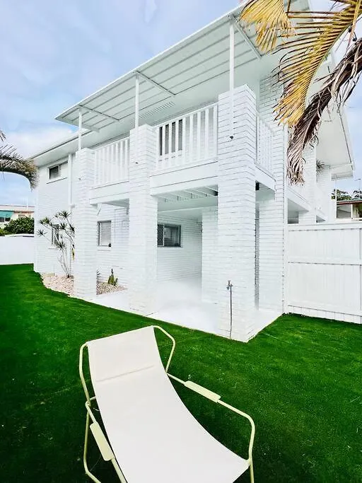 The Saguaro Villa #1 & Villa #2 Urangan Australia