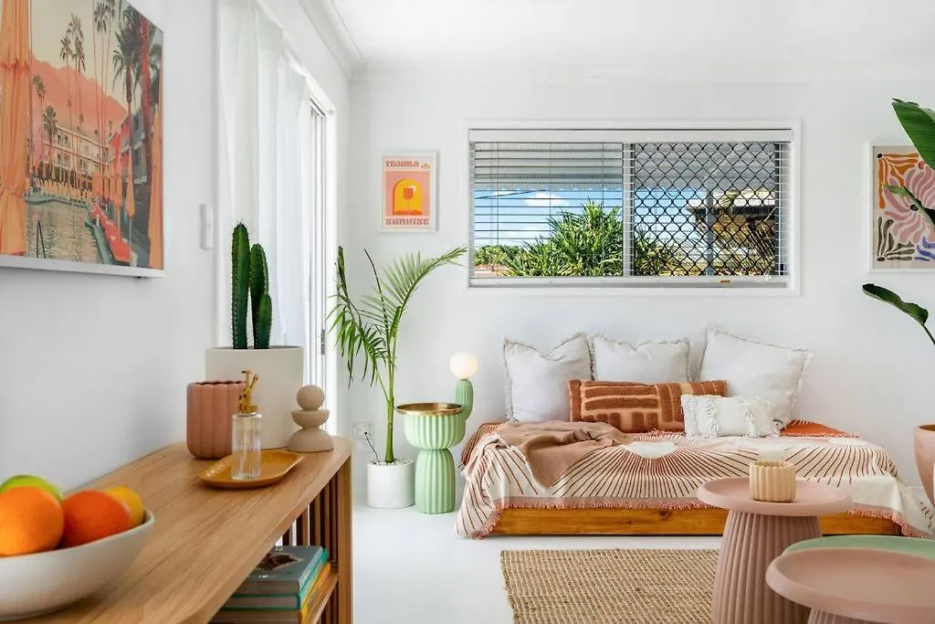 The Saguaro Villa #1 & Villa #2 Urangan Holiday home