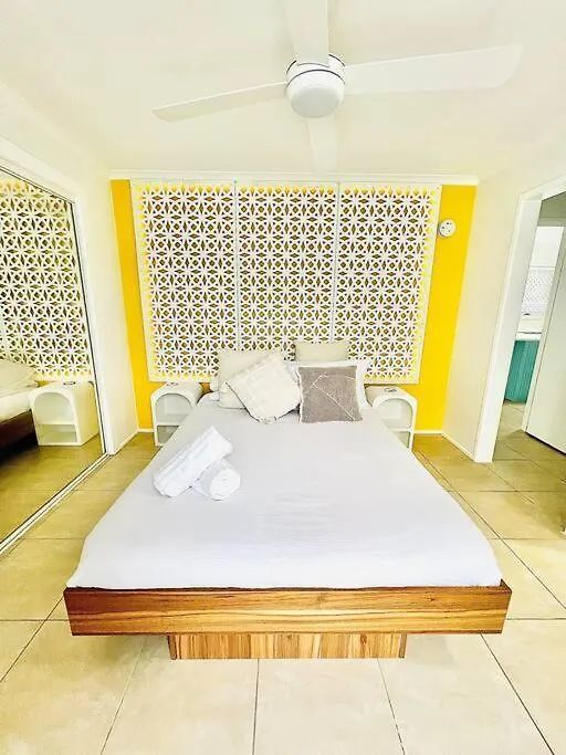 The Saguaro Villa #1 & Villa #2 Urangan Holiday home