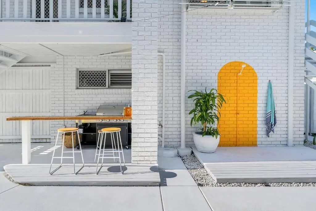 The Saguaro Villa #1 & Villa #2 Urangan Holiday home